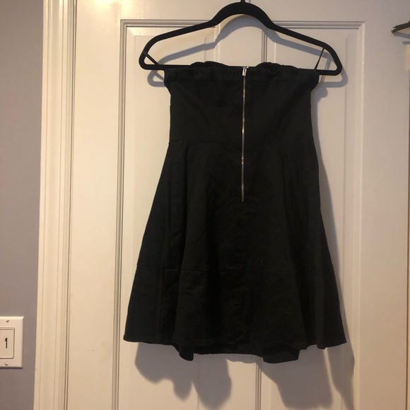 Little black dress - Picture 2 of 4